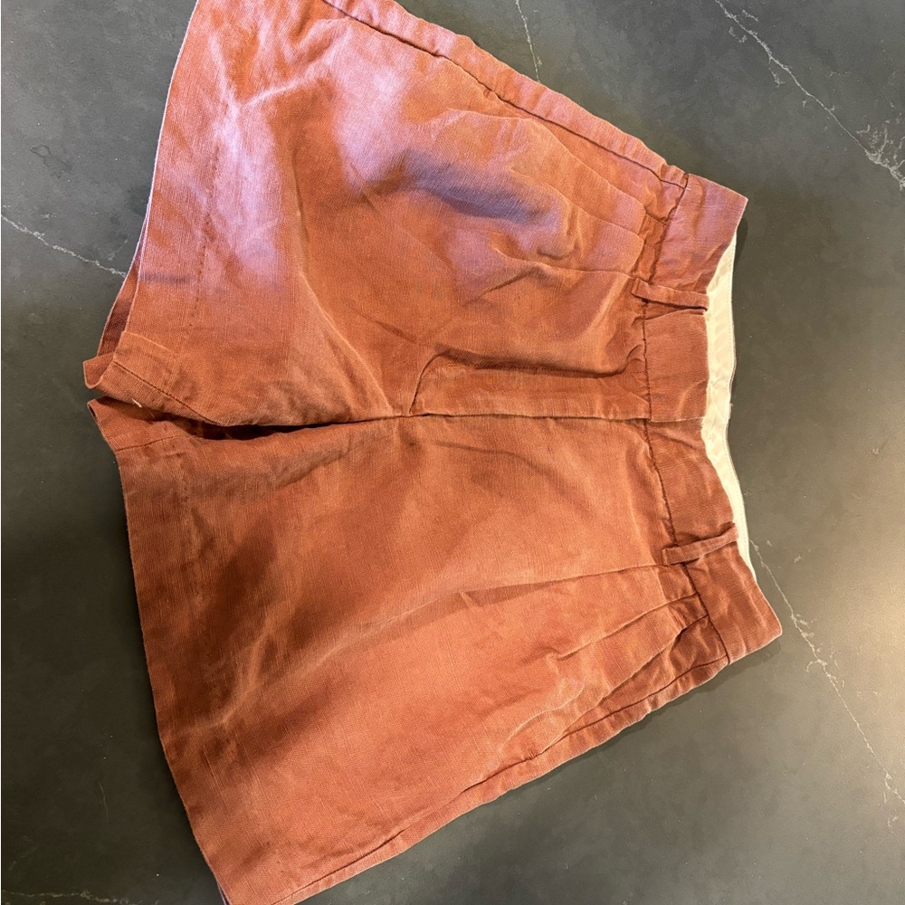 Aritzia Wilfred linen blend pleated shorts size 4